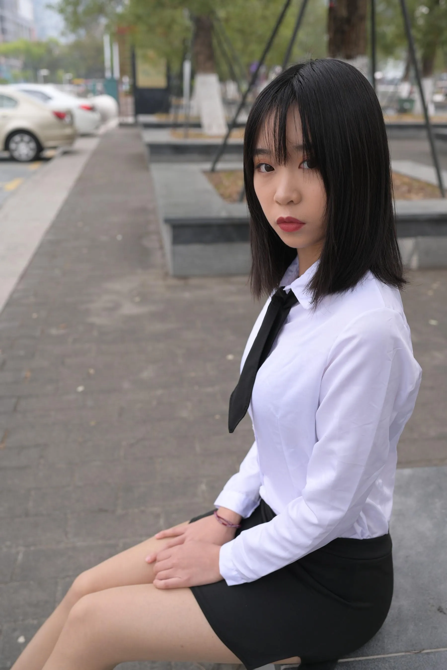 [魔镜街拍] NO.084 程生街拍-商城推销美女长腿肉丝制服 [456P]插图